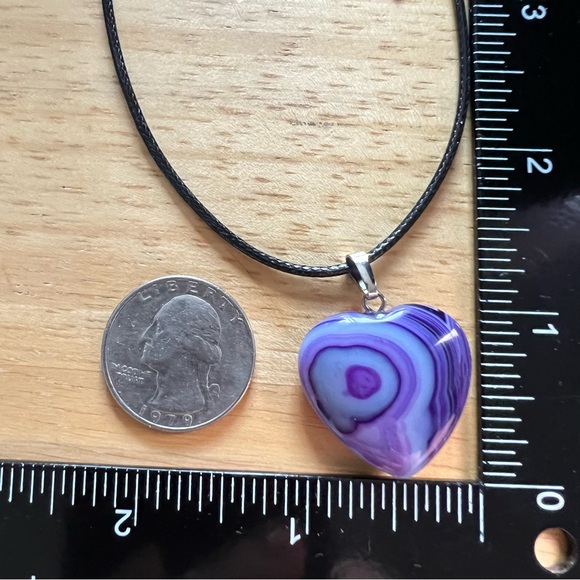 New Heart Shaped Purple Botswana Striped Agate Petite Pendant Necklace with Cord - Picture 4 of 5